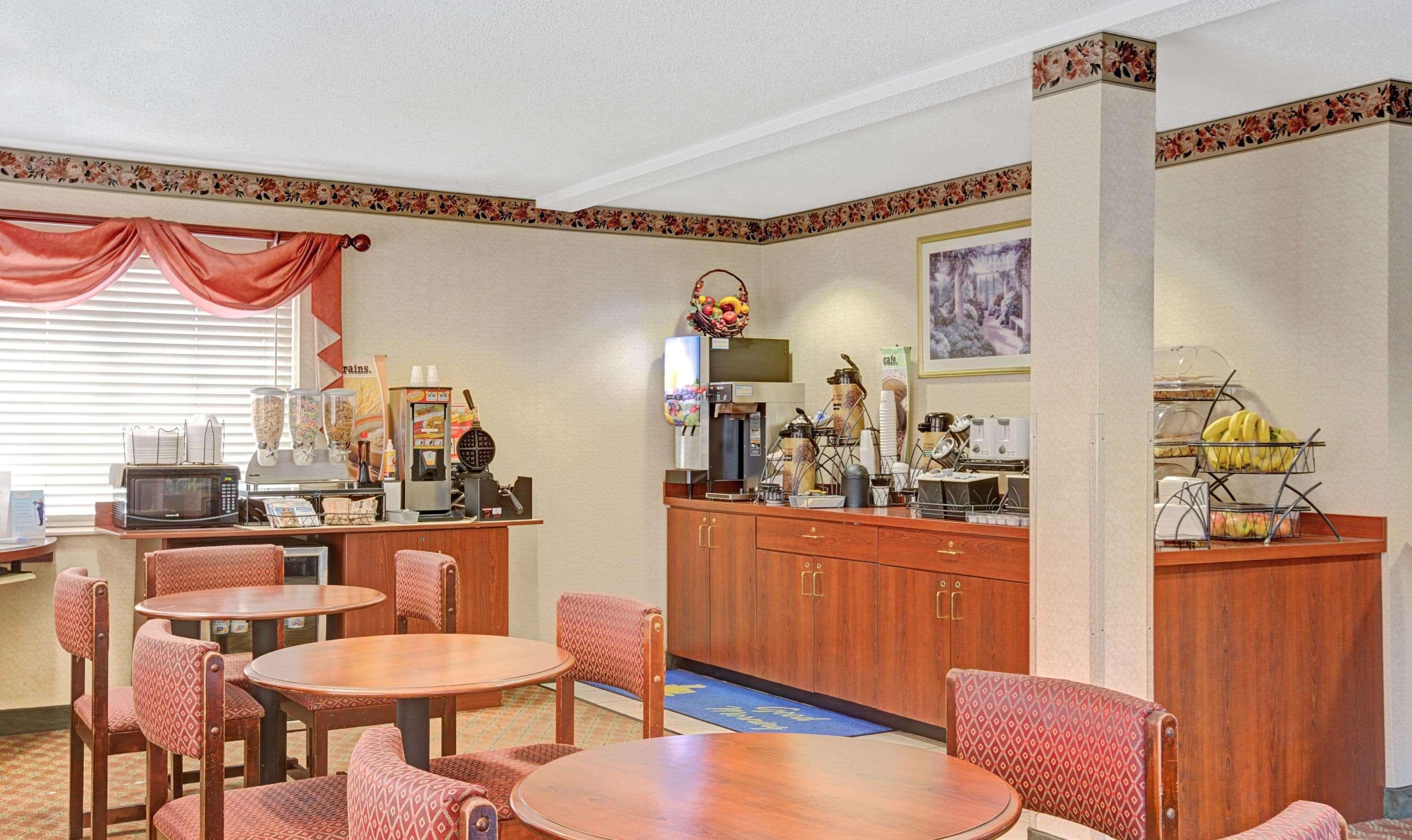Microtel Inn & Suites By Wyndham Burlington Luaran gambar